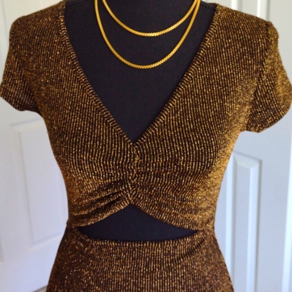Dress - Picture 2 of 7